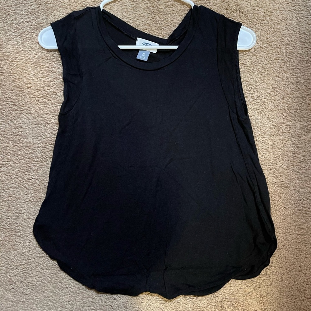 Black Old Navy muscle tee, size: XS